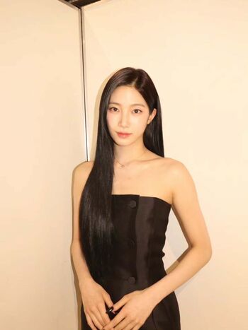 WomenK-pop