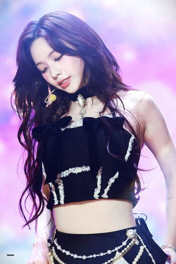 WomenK-pop