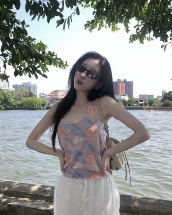WomenK-pop