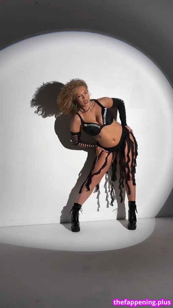 WWE Nikkita Lyons / nikkita_wwe Çıplak OnlyFans Fotoğrafı #78