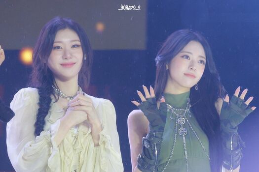 Yuna - ITZY (유나, Shin Yu Na)