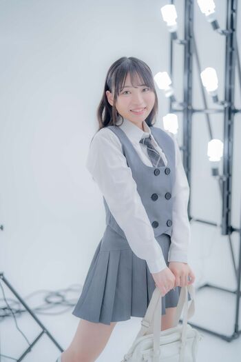 Yuna Shirahoshi 白星優菜