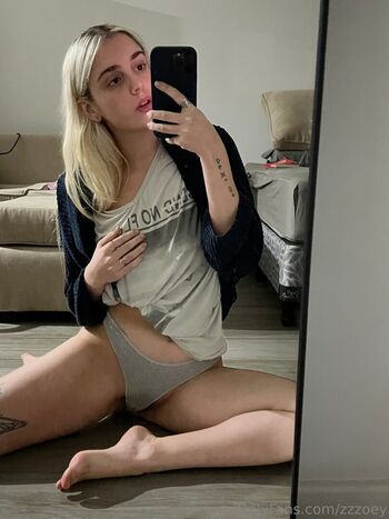 zzzoey